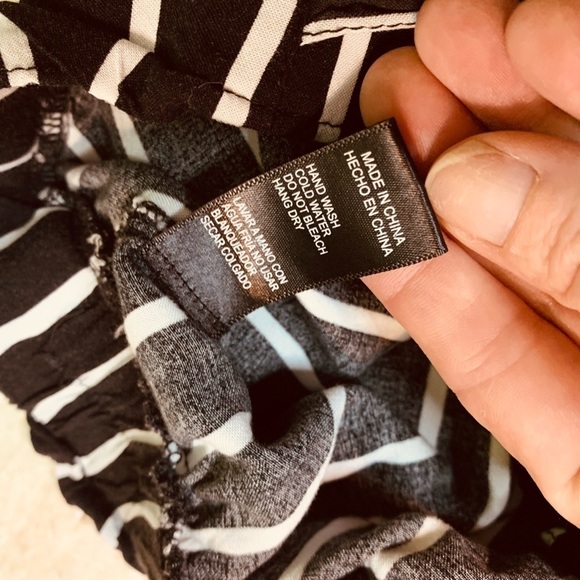 Ambiance Apparel Black White Stripped Stretch Waist Tie Shorts Small Pockets - Picture 7 of 12